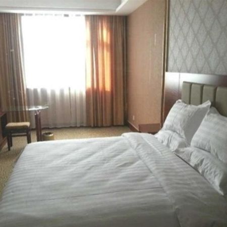 Kunlun Leju Business Hotel Pingdingshan Ruzhou City Exteriér fotografie